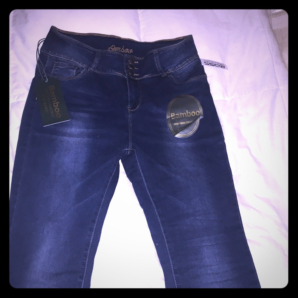 Skinny jeans dark wash